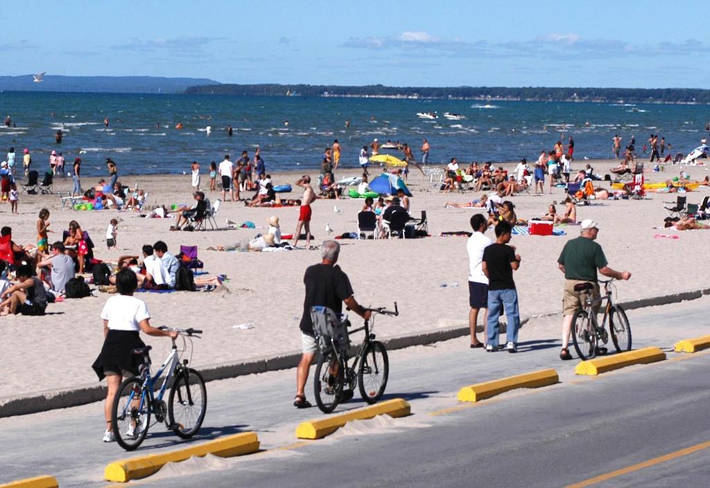 Saga Resort Wasaga Beach Exterior photo