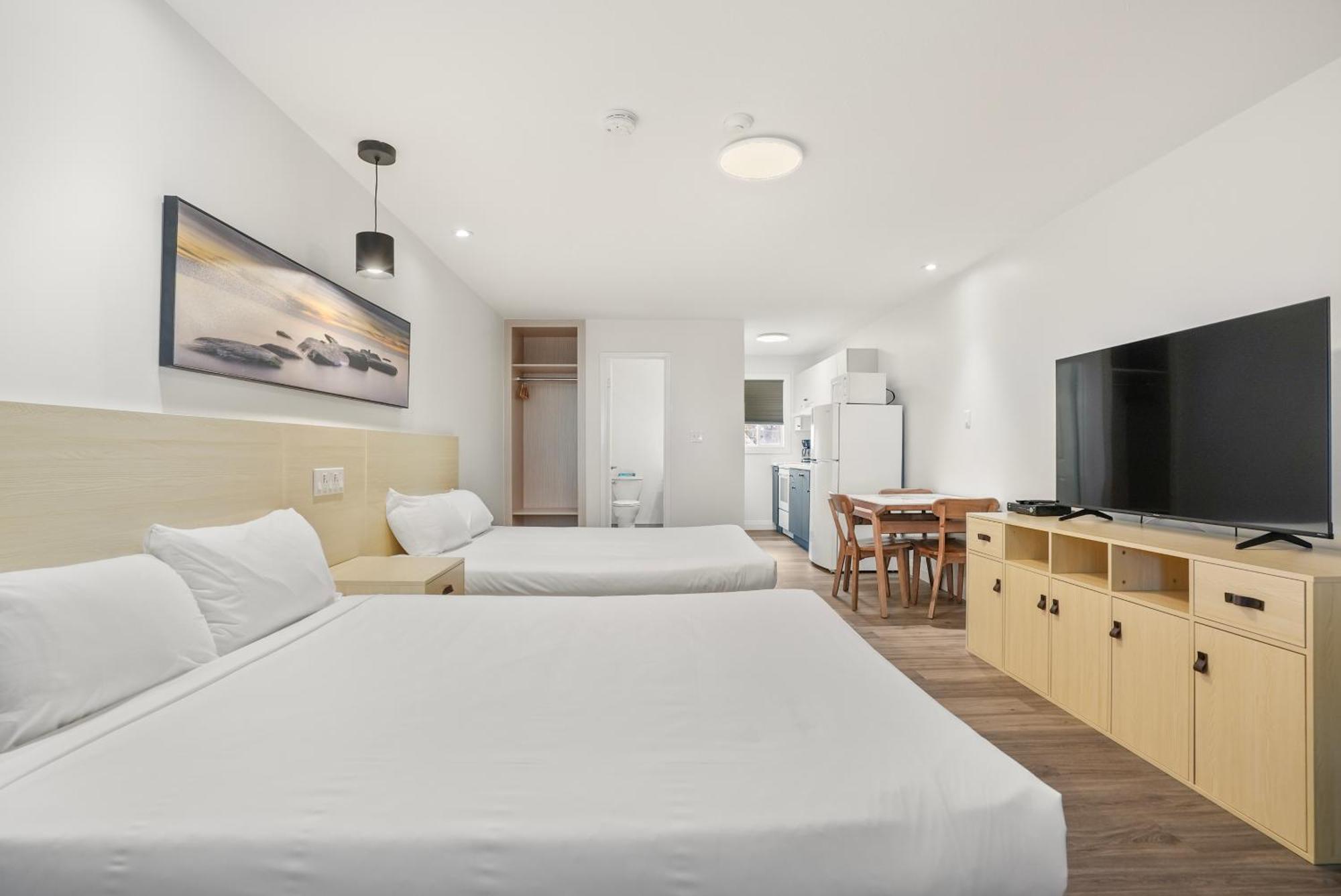 Saga Resort Wasaga Beach Exterior photo