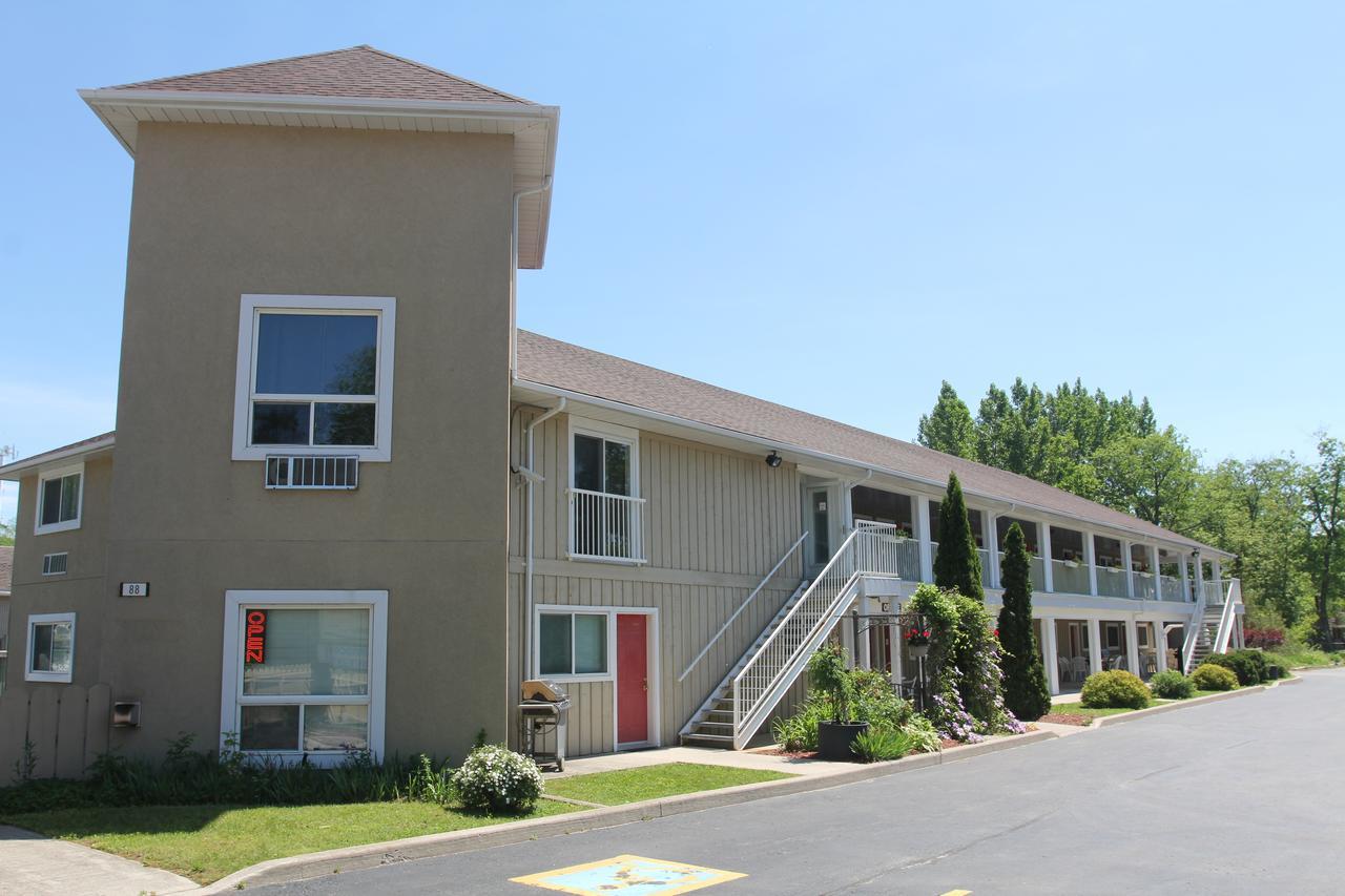 Saga Resort Wasaga Beach Exterior photo